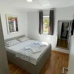 Ladiva Apartment